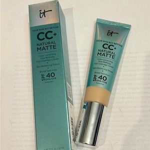 BNIB, It Cosmetics CC+ cream Natural Matte foundation + SPF 40 sunscreen